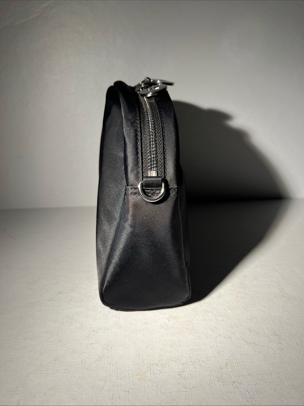 LO & SONS Nouvelle Crossbody Bag Black Nylon Adjustable Strap Lightweight - Picture 5 of 16